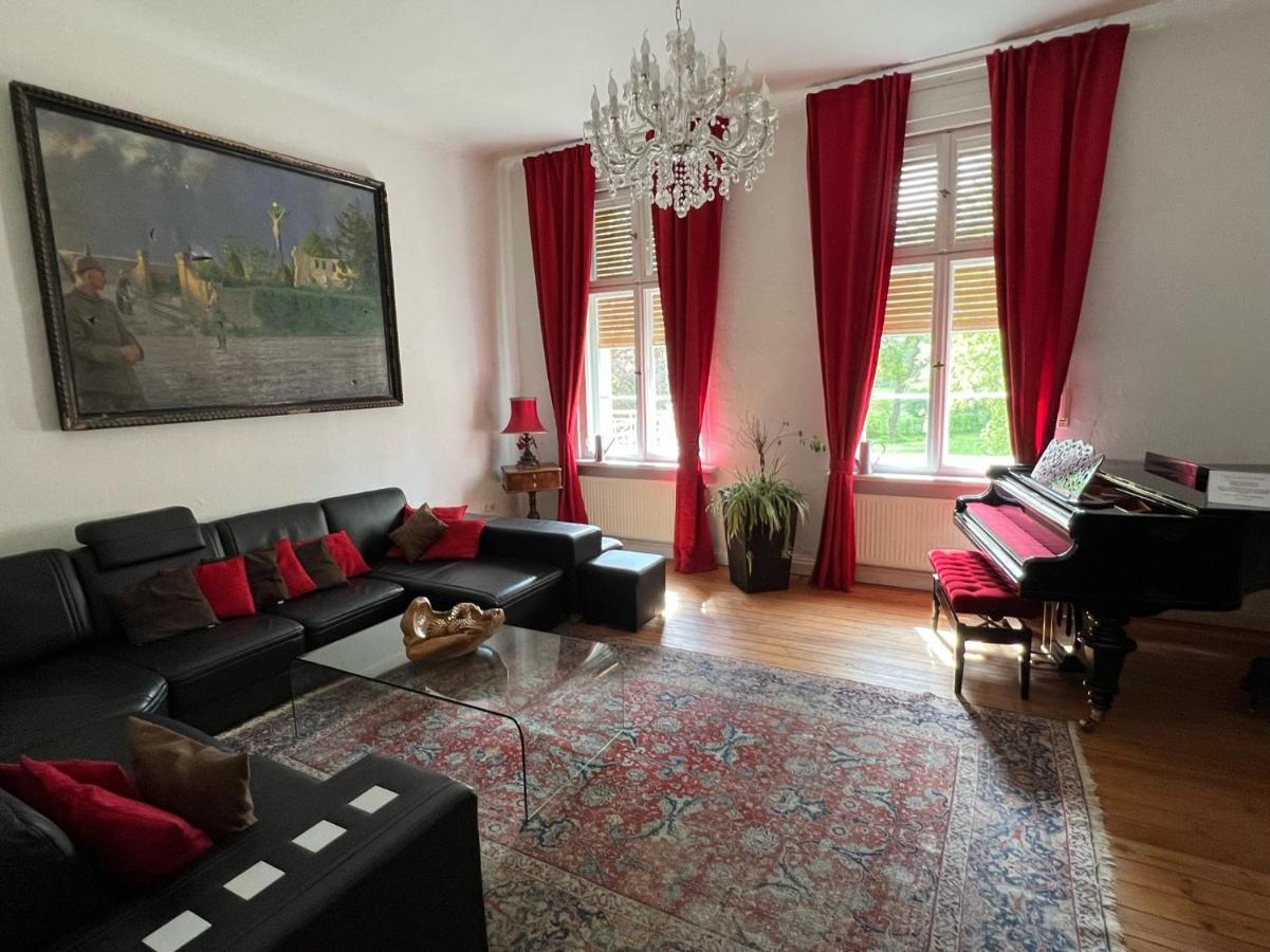 Schloss Grabow, Resting Place & A Luxury Piano Collection Resort, Prignitz Brandenburg Exterior photo